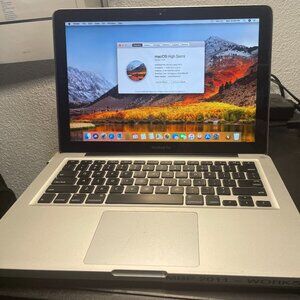 Apple Macbook PRO 2011 4GB RAM, 320GB HDDD, MacOS High Sierra - REF 1466
